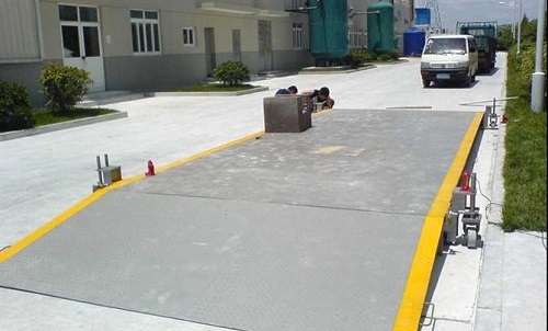 移動(dòng)式汽車(chē)衡 地磅1.jpg